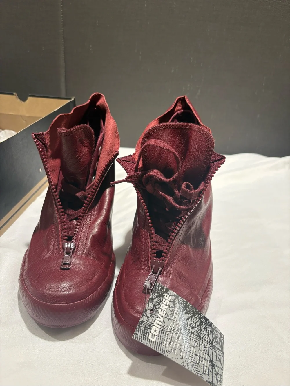 Converse high top